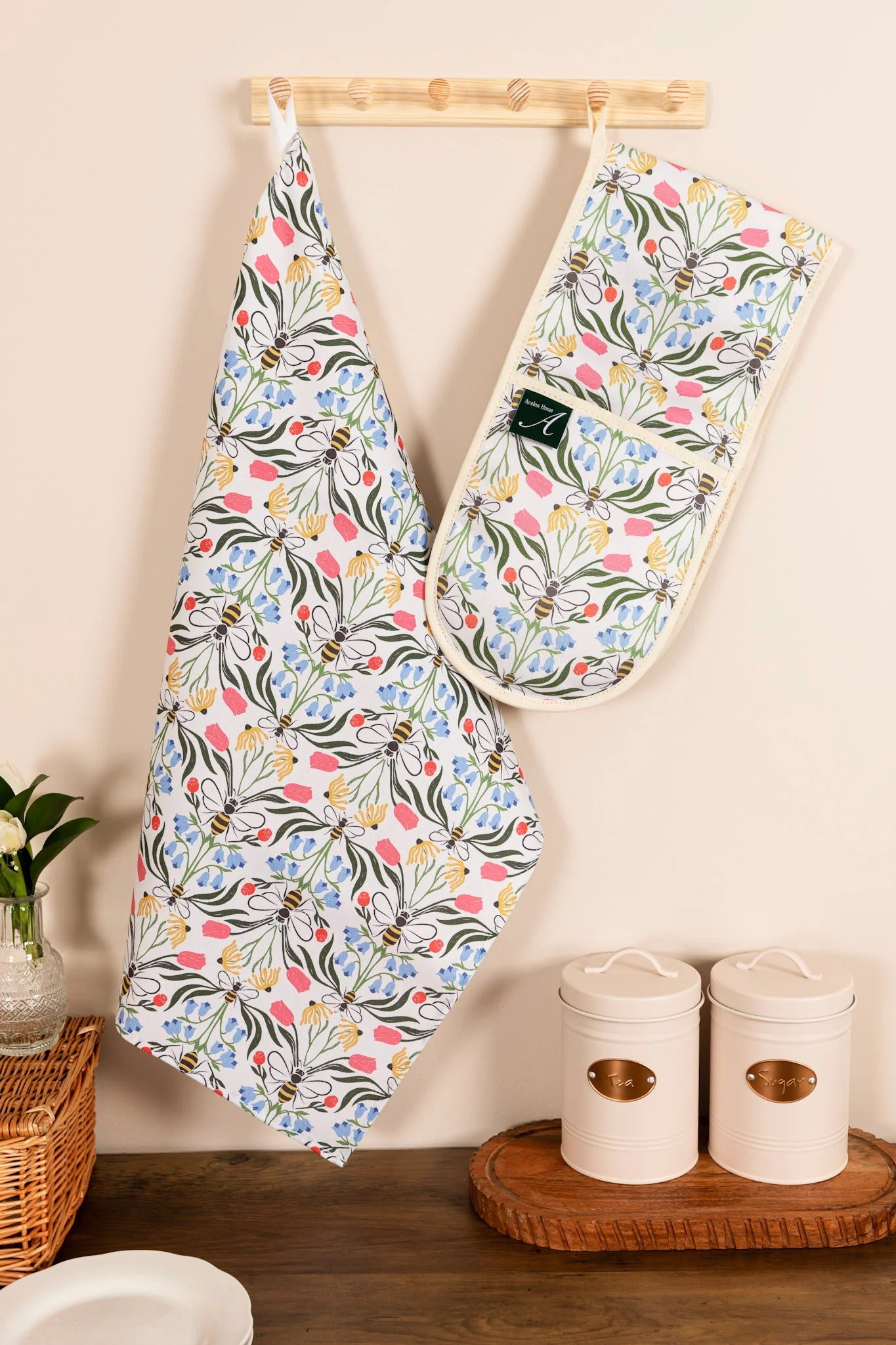 British Bee Floral Double Oven Glove