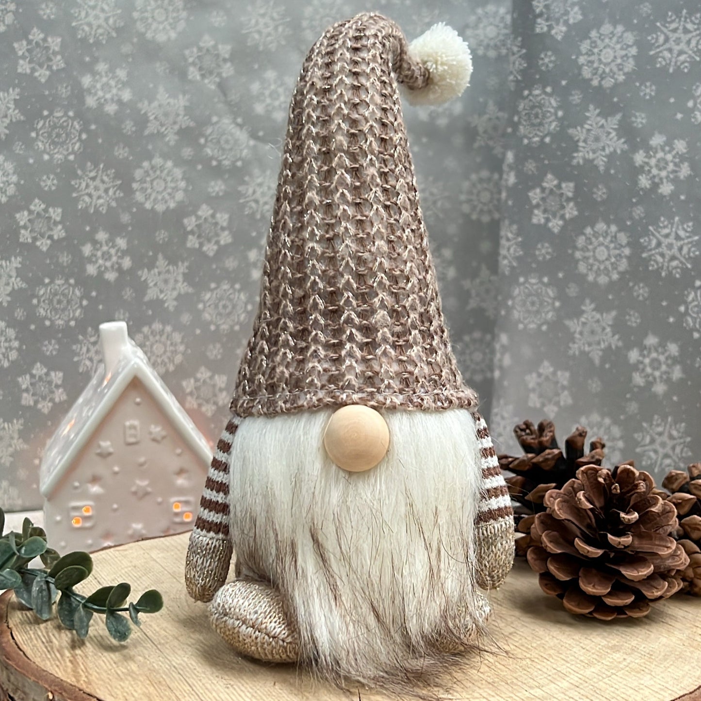 Beige Hat Christmas Gonk