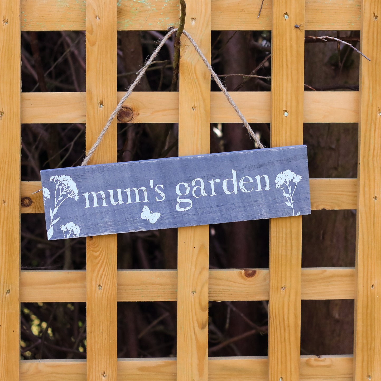 Mum's Garden Wooden Sign