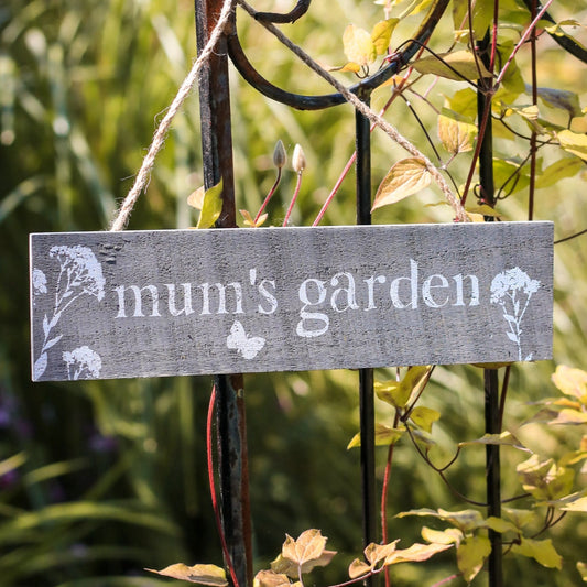 Mum's Garden Wooden Sign