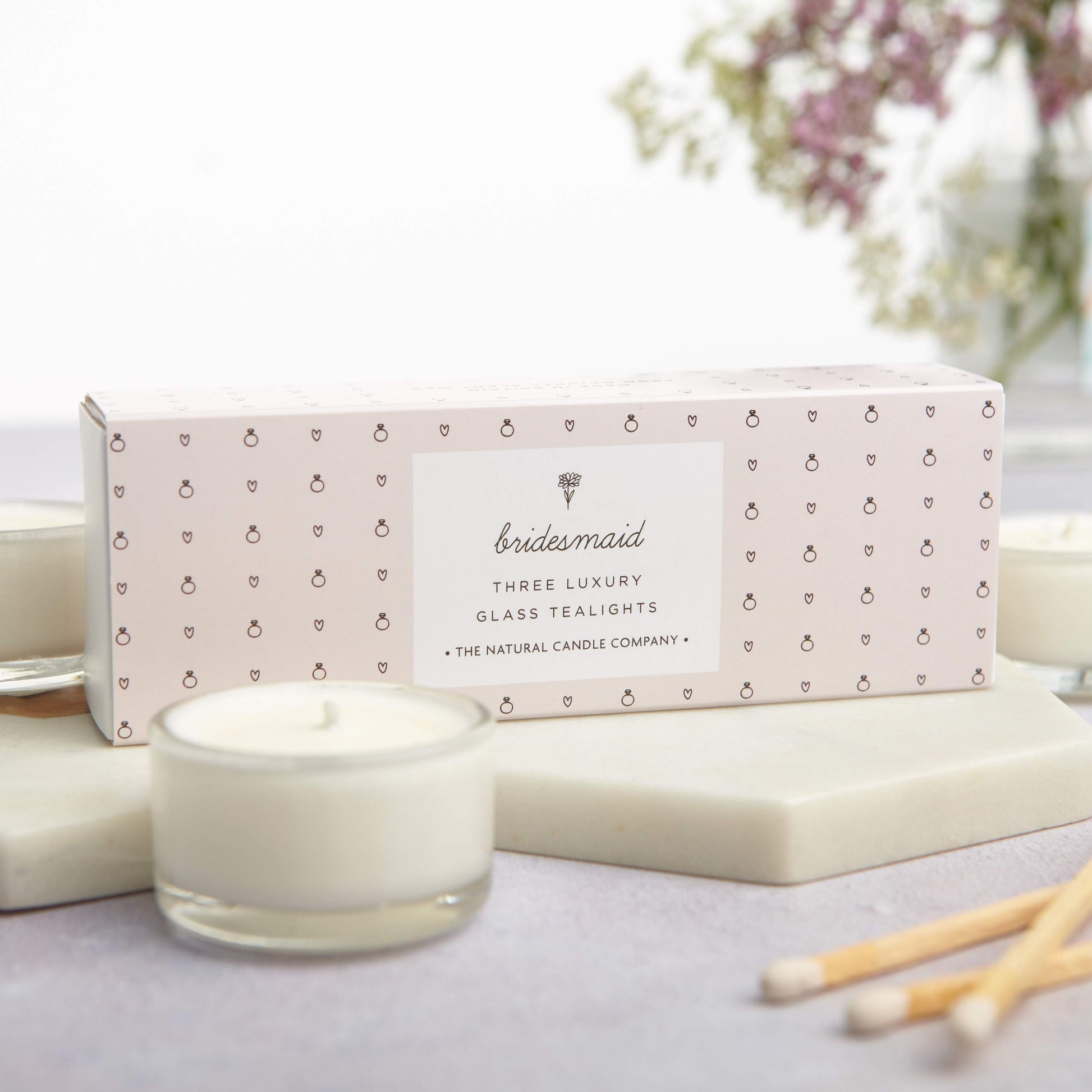 bridesmaid tea light box with tealight in front
